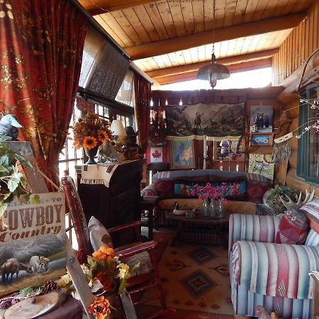 Idle Spurs Log Cabin Bed & Breakfast Black Diamond Kültér fotó