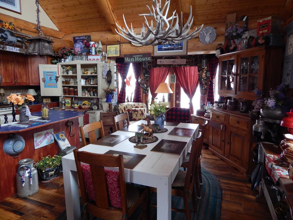 Idle Spurs Log Cabin Bed & Breakfast Black Diamond Kültér fotó